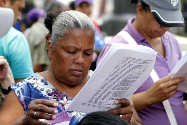 JFranciscoOchoa's tweet image. NicolasMaduro: RT candangaNoticia: El pueblo está en la calle rechazando planes terroristas de la oposición #EsaAm…