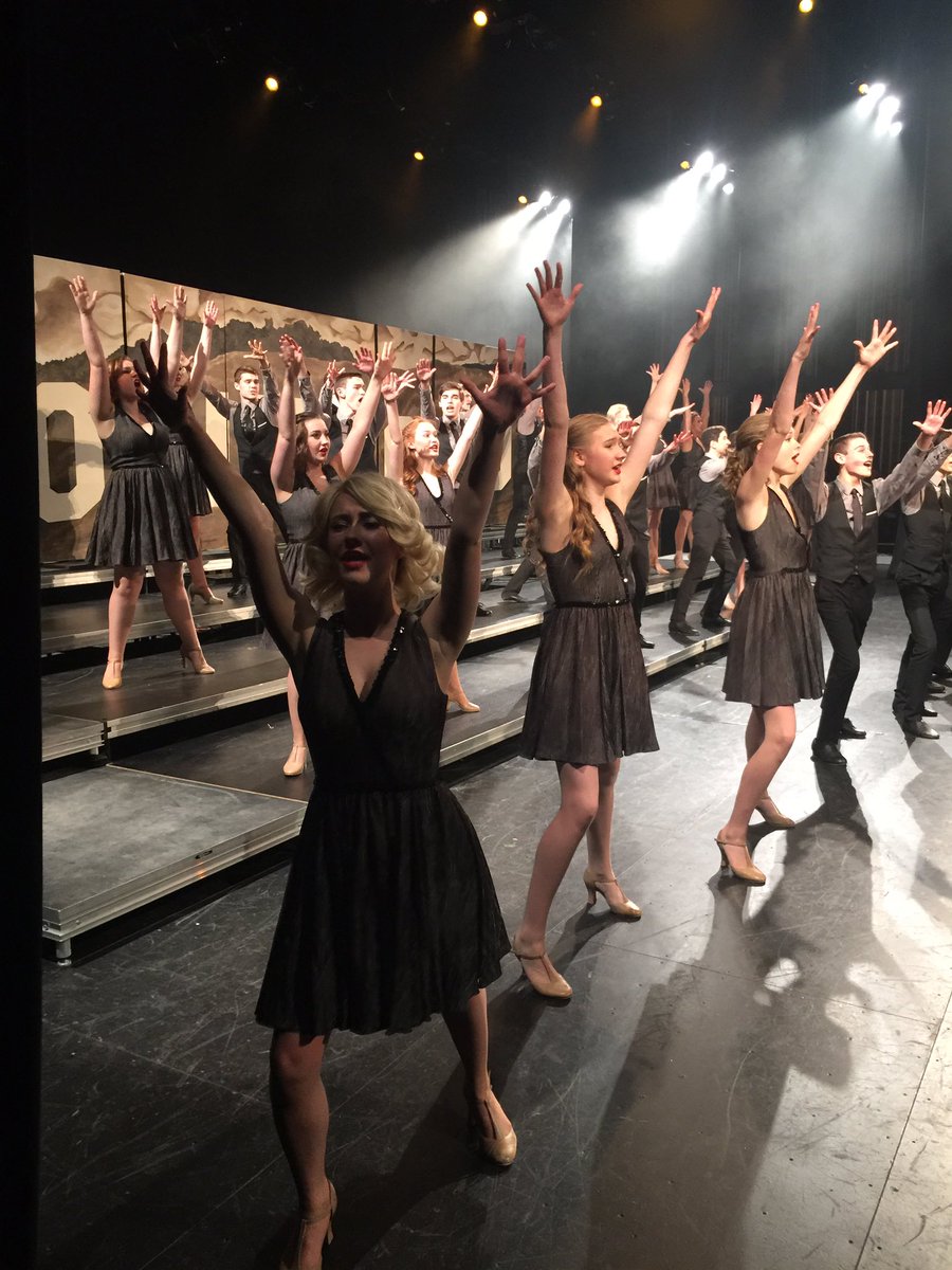 MsidePerfArts's tweet photo. SPLASH is making a huge splash! @EsaSplash @showchoirs #FAMEchicago https://t.co/EuSm2e7Tx4