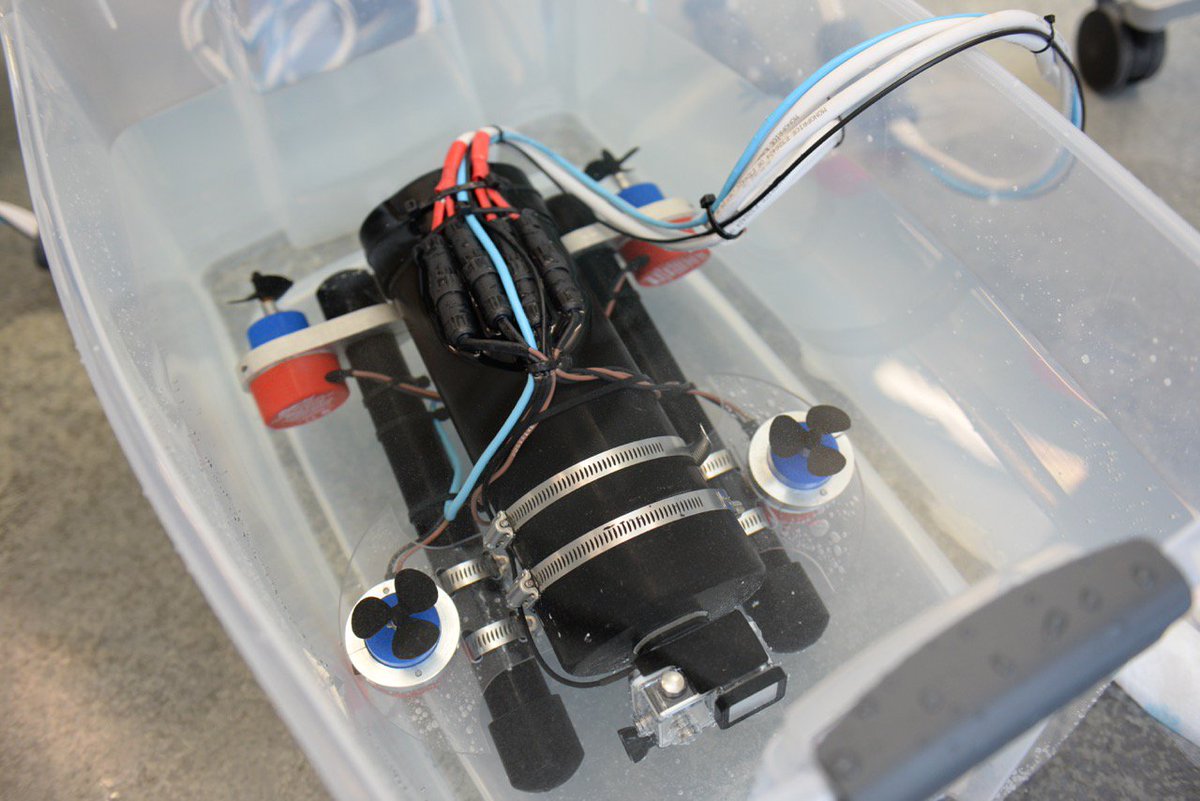 make's tweet image. The Strawberry Creek Explorer is a low-cost ROV powered by @Arduino #MakeArduino #ArduinoD2016 #ArduinoD16