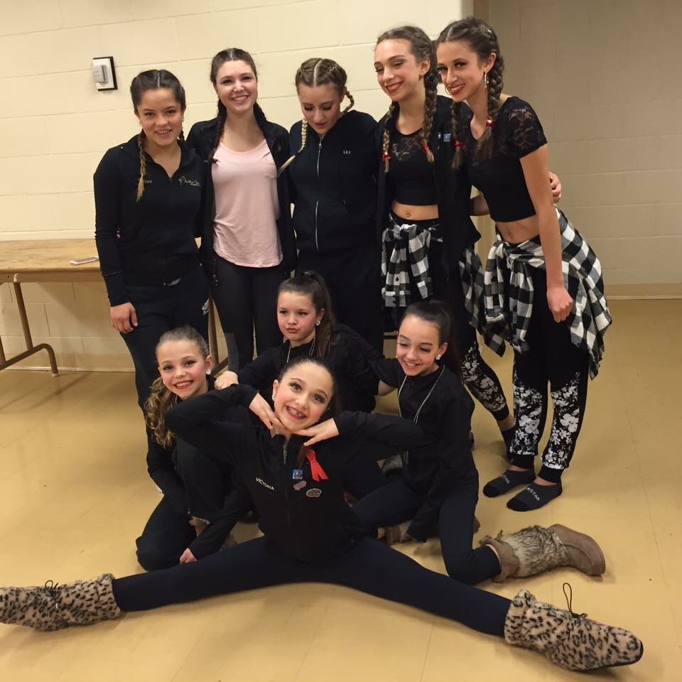 BalletEtc140's tweet photo. Stunning group of Hip Hop divas! #udchamilton @UltimateDancer #BEhiphop https://t.co/4IA61d2ow9