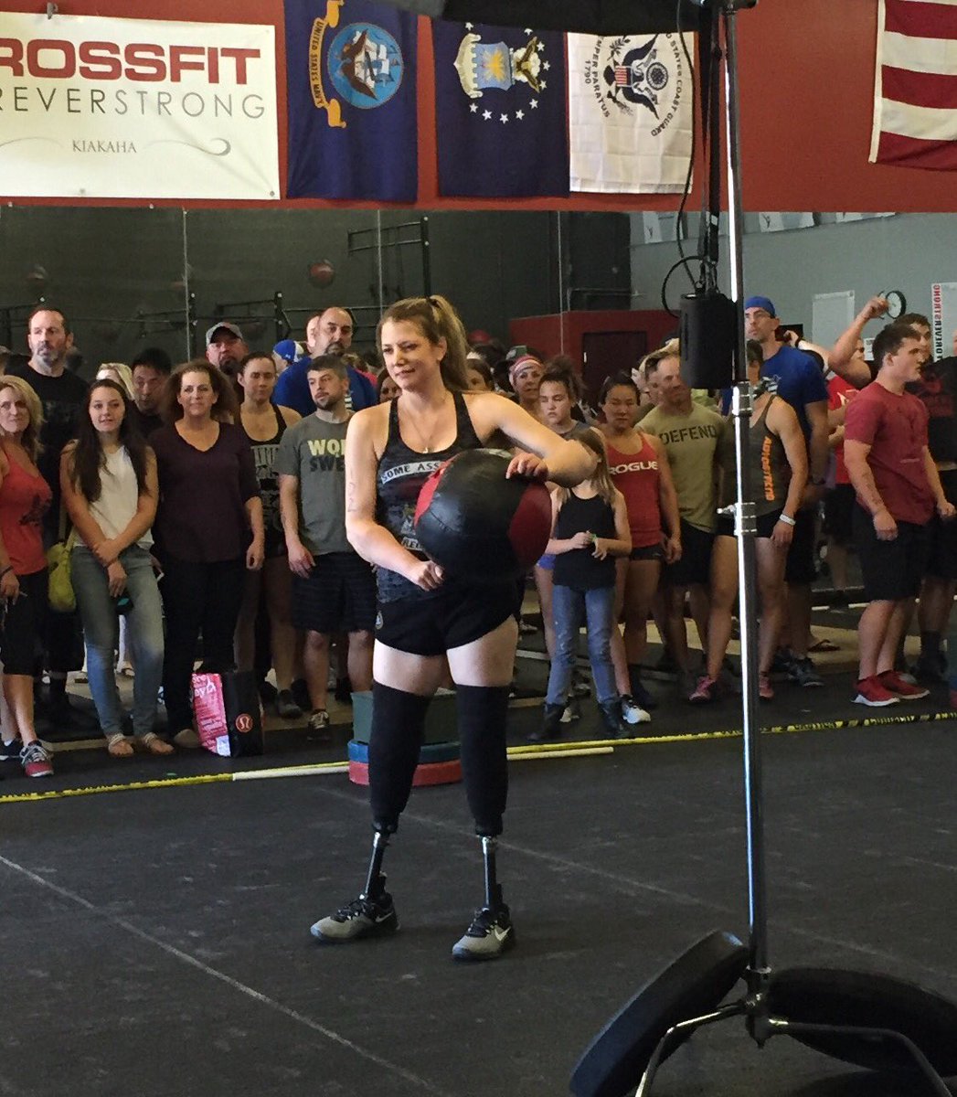 _tdudley's tweet photo. Such an awesome day #OperationCharlieMike event & mtg this girl w 2 transplanted hands #crossfit @WoundedWodders https://t.co/J7XljyHSmS