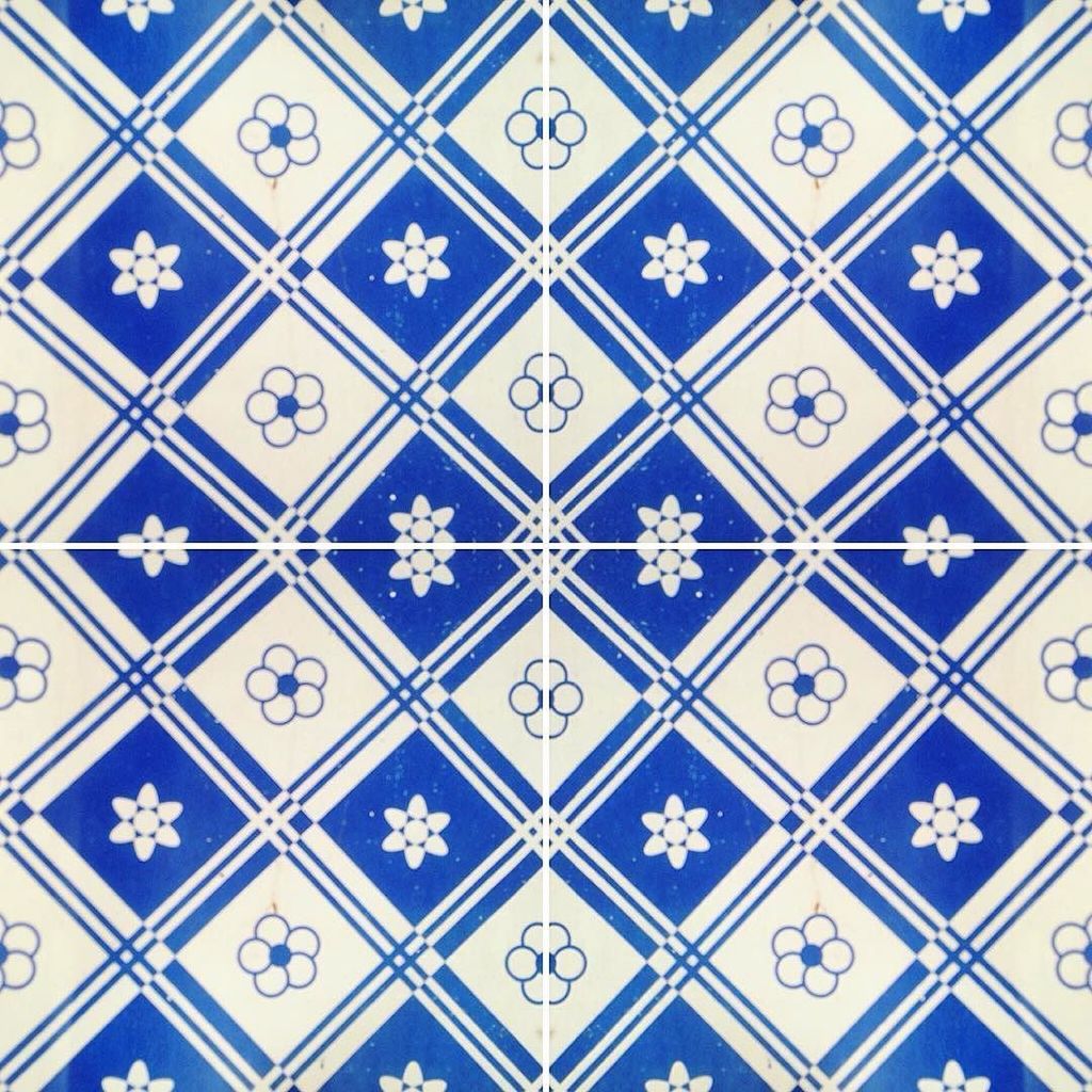 AthensInsta's tweet photo. ✌🏽️ #pitpatpattern #pattern #patterns #citypatterns #porto #igersportugal #igersporto #lik… https://t.co/wwWJj2wI9g https://t.co/iSpjWvmQeb
