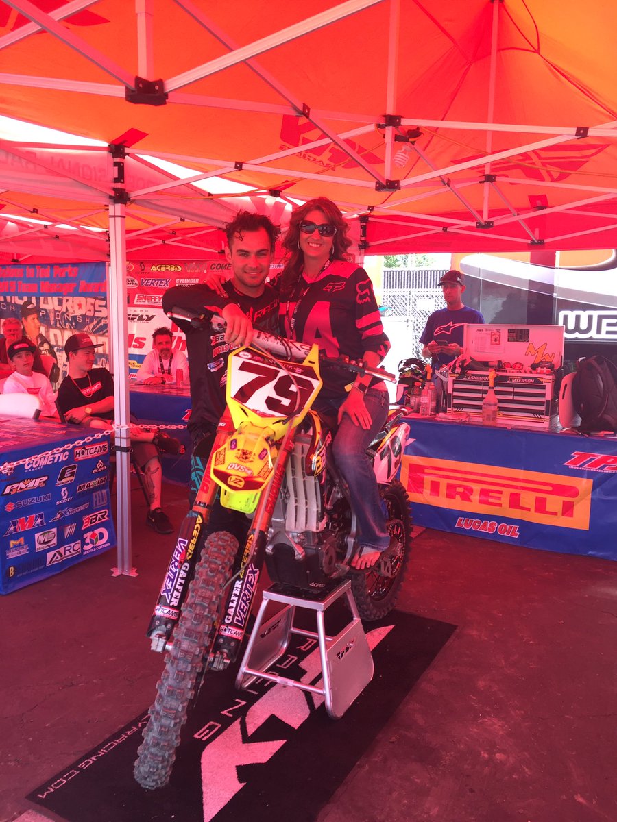 rose_tina2010's tweet photo. Picture on Nick's bike!! @nickschmidt415 #Santaclara #oncation #motorcross #nickschmidt #girlsweekend #picformyson https://t.co/zwwKsX4Wcv