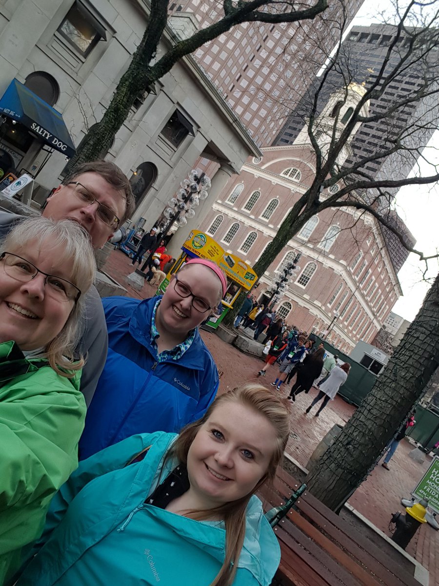 CamiRay's tweet image. On our way to #worlds2016