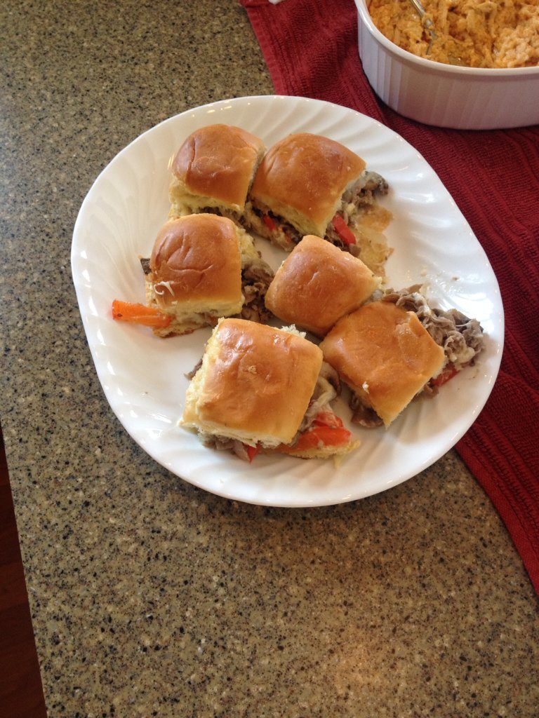 markaleonardo's tweet photo. Thanks @KingsHawaiian ! Philly steak sliders for the Final 4. Outstanding tailgating! Go @Cuse_MBB !! https://t.co/zC4c9RuogY