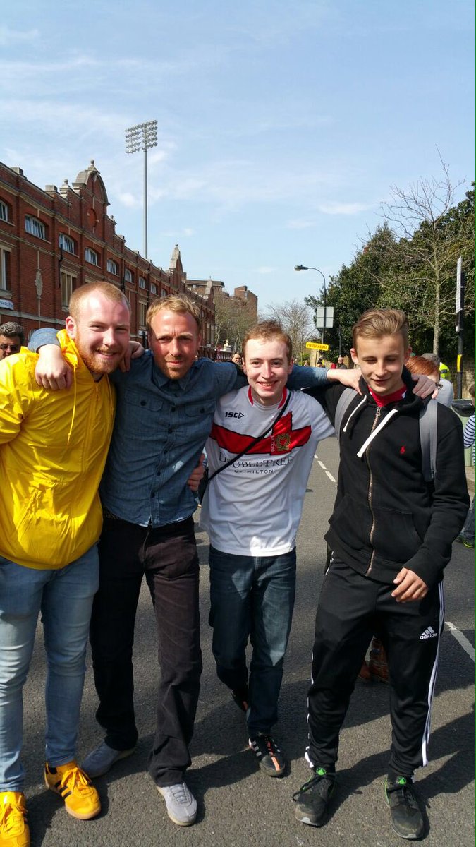 Jake_stronge8's tweet photo. Words can't describe how proud I am of everyone in the @DonsWalk shame that @FulhamFC were ridiculous but it was fun https://t.co/vKYAH1AckS