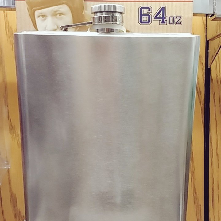 SoSaic's tweet photo. Straight up thinking of @RadioBethany @elvisduran @NateMarino & @DanielleMonaro. LOL #personalbartender #drunklife https://t.co/PjWZnjkdv6