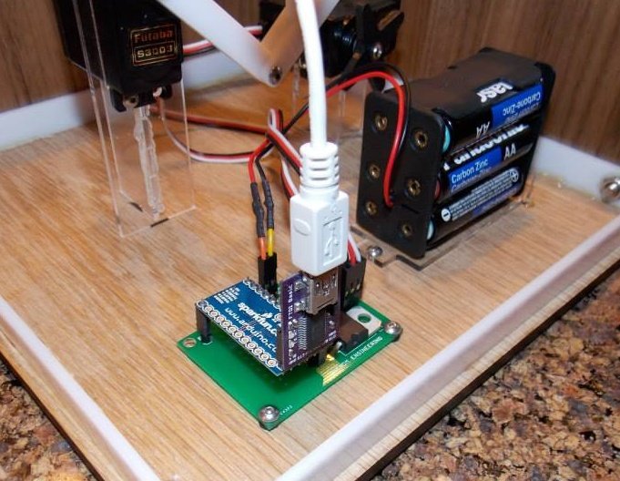PhenomEng's tweet image. Favorite @arduino project we've done so far: the famous 'Leave Me Alone Box'
#ArduinoD16 #MakeArduino