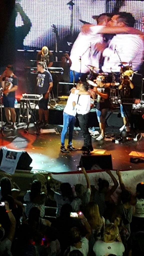 WalterEncinaa's tweet photo. @BLanzelottaOK MI APOYO COMO SIEMPRE PARA MI AMIGO Y COLEGA SOMOS TODOS IGUALES MUCHACHOS MIREN ESTO HUMILDE https://t.co/S4mYBmttVi