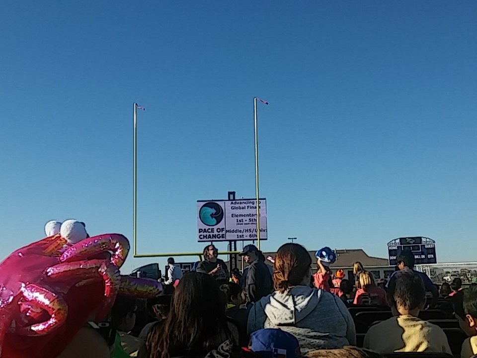 BBurnette_DSSE's tweet photo. Ready for awards to start ##TeamSISD #StayeD #ShookSTRONG https://t.co/2WvDLxW4dD
