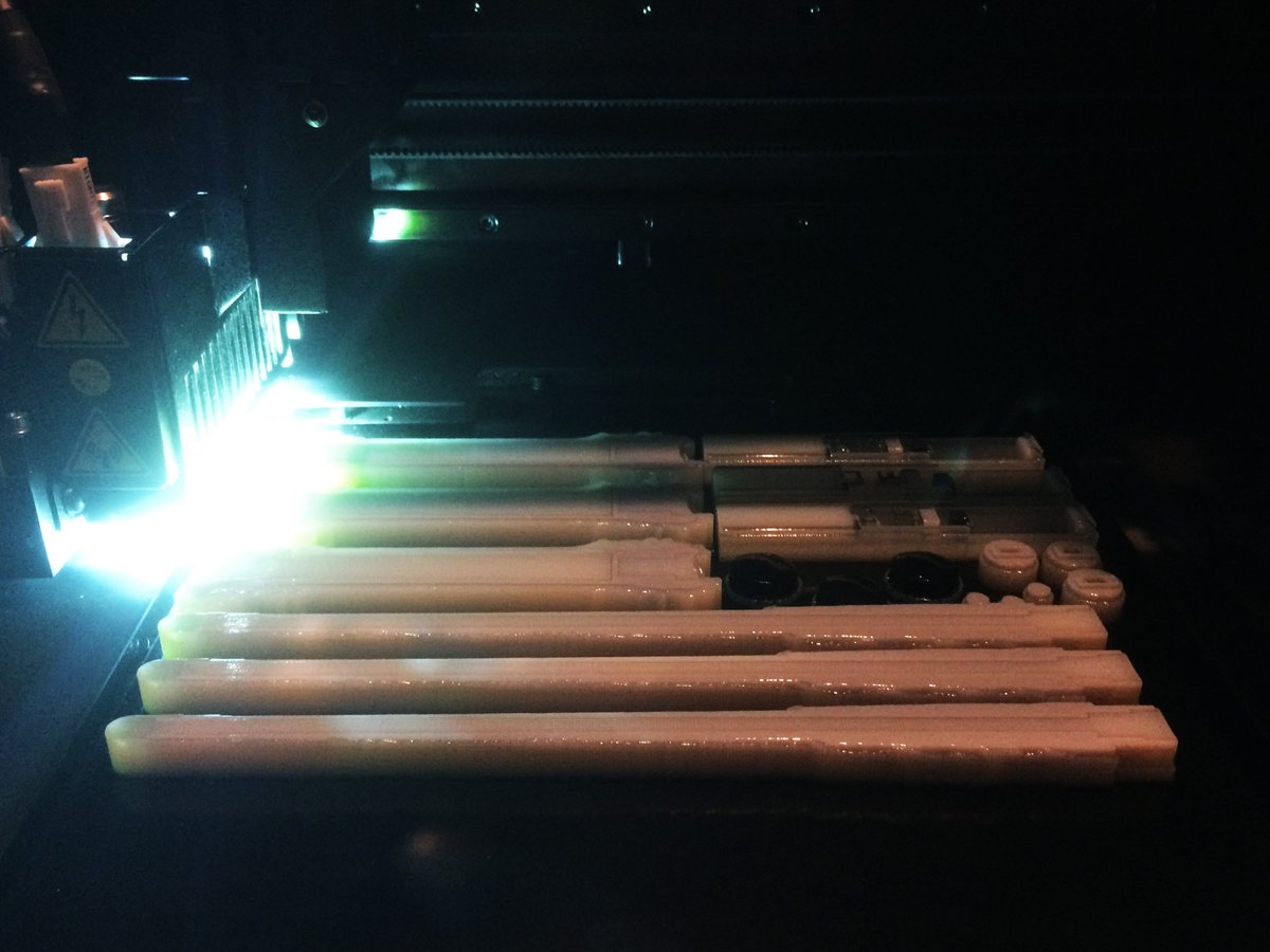 patstarace's tweet image. Making a batch of interactive magic wands on a @Stratasys Polyjet. #arduino #rfduino #augmentedreality #gearvr
