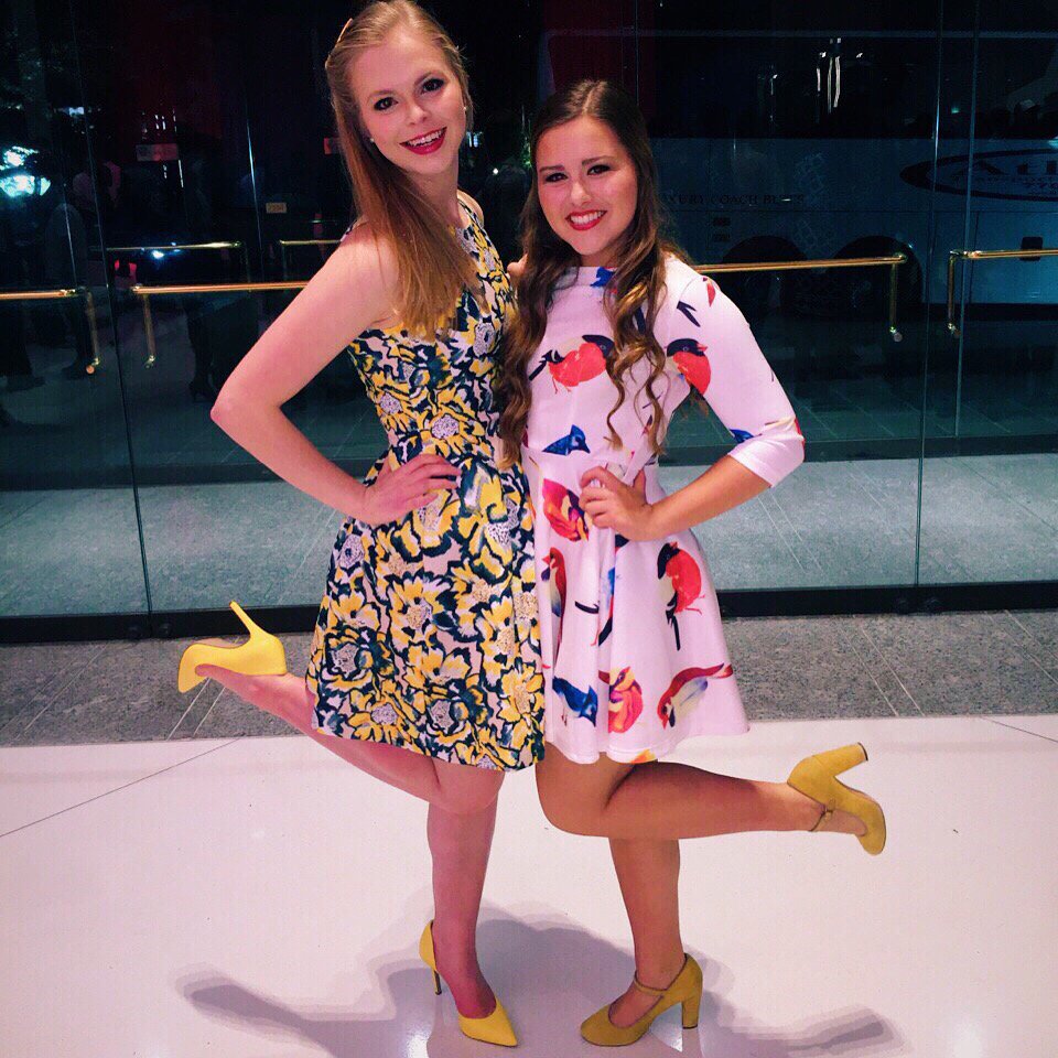 gracieschram's tweet photo. Girls with #yellowshoes gotta stick together!!! #CCSW2016 💛💛💛 https://t.co/fBGNb6dr98