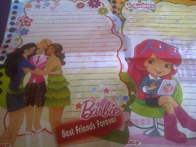 Merifrafina's tweet photo. Dikasih surat buat kenang2an sama adek niki dan era ({}) :* makasih adek2 ku https://t.co/lRdIxsQRAt