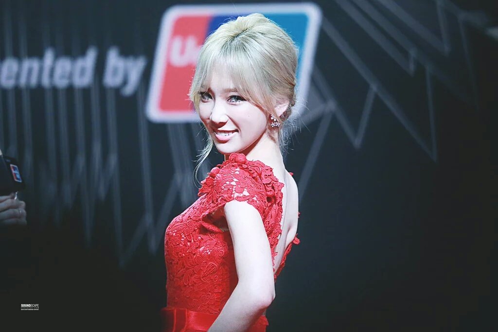 kimtaeyeonews's tweet photo. Taeyeon 태연 MAMA by 19950208com
https://t.co/hVWEIPq3QS https://t.co/IUn6pp46mw