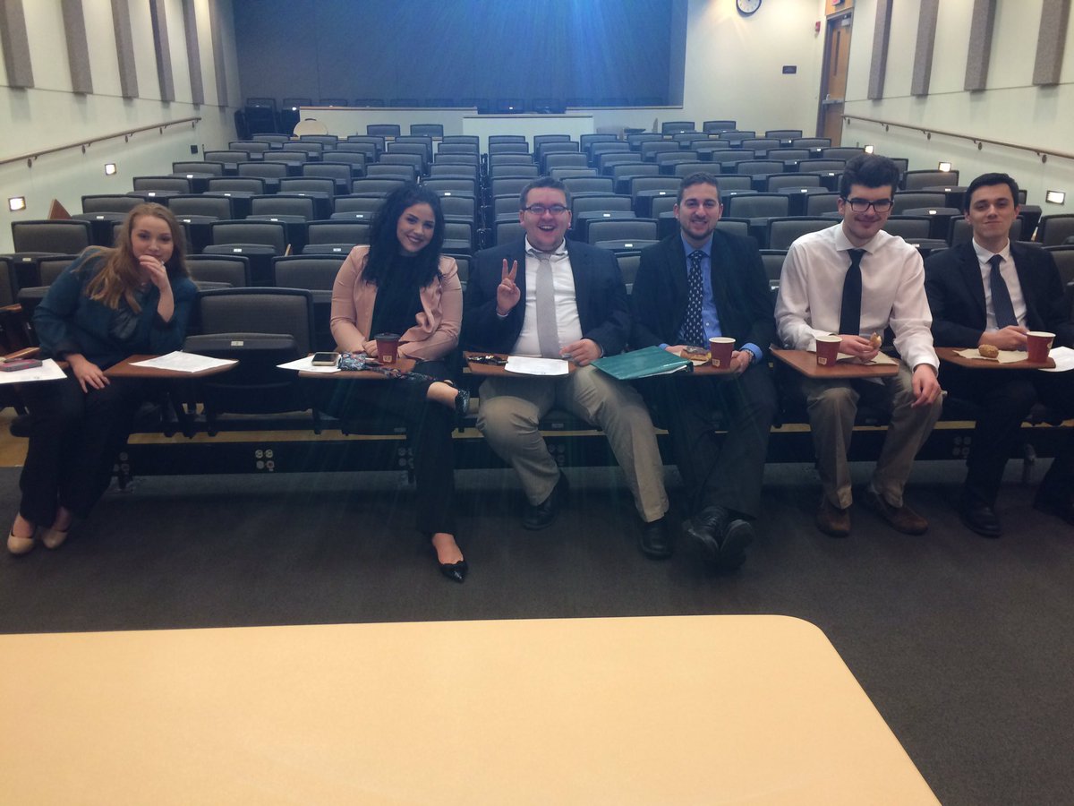 AUYoungDems's tweet photo. Shoutout to @CollegeDemsOhio and @MikeBrillOH and everyone else for an amazing #CDOCon2016 !!! https://t.co/hY7O5kQLcJ