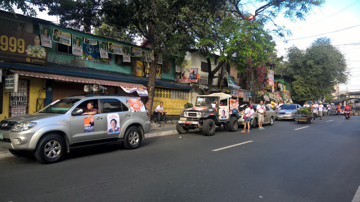 mand4vpbbm's tweet photo. Team #BBM4VP and Team #Malasakit motorcade in Mandaluyong City. #TayoAngBukas #UnityCaravan #BBM @bongbongmarcos https://t.co/pErG4RHxho