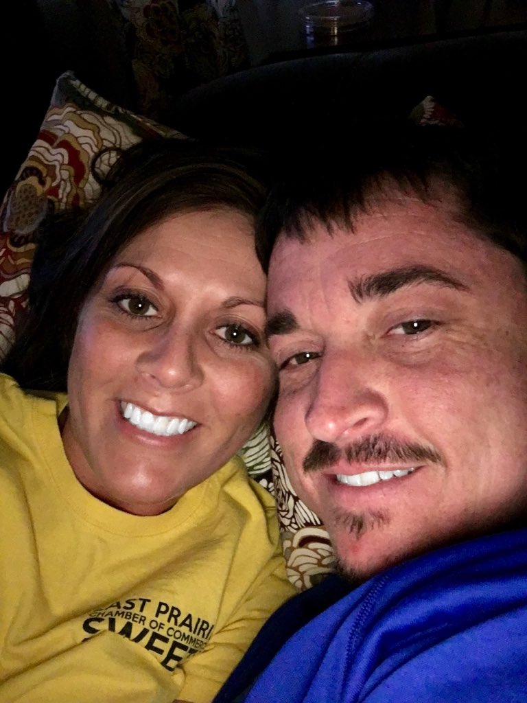 TeriLCade's tweet photo. Your my best friend! #loveyou #couchpic @CadeTommy https://t.co/4gWmTUPRV0