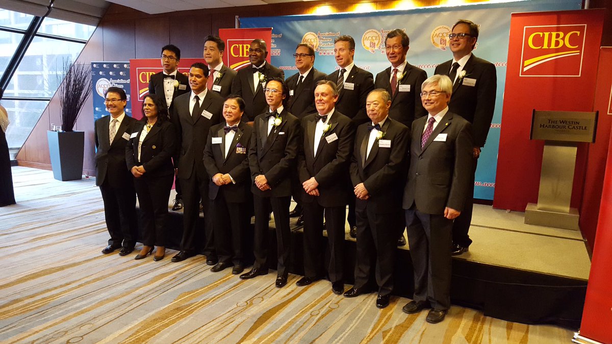 michaelchanyr's tweet photo. Big smiles at the Chinese Canadian Entrepreneur Awards! Congrats to the winners and Happy 20th to the #ACCE #onpoli https://t.co/qLvUoQbvg9
