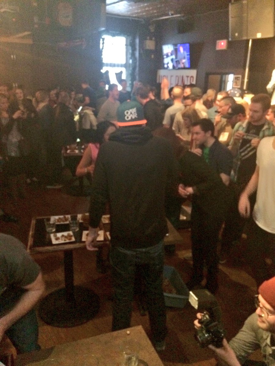 WinginitWPG's tweet photo. @OakandOar champing through his 5 wings and beer. #winginitwpg https://t.co/zp6jQKfk6K