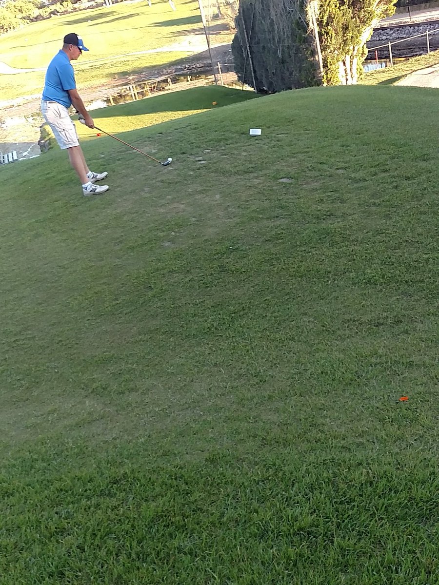 Paul_Carrales's tweet photo. A day golfing
#taylarmade https://t.co/XBtxyvFuYO