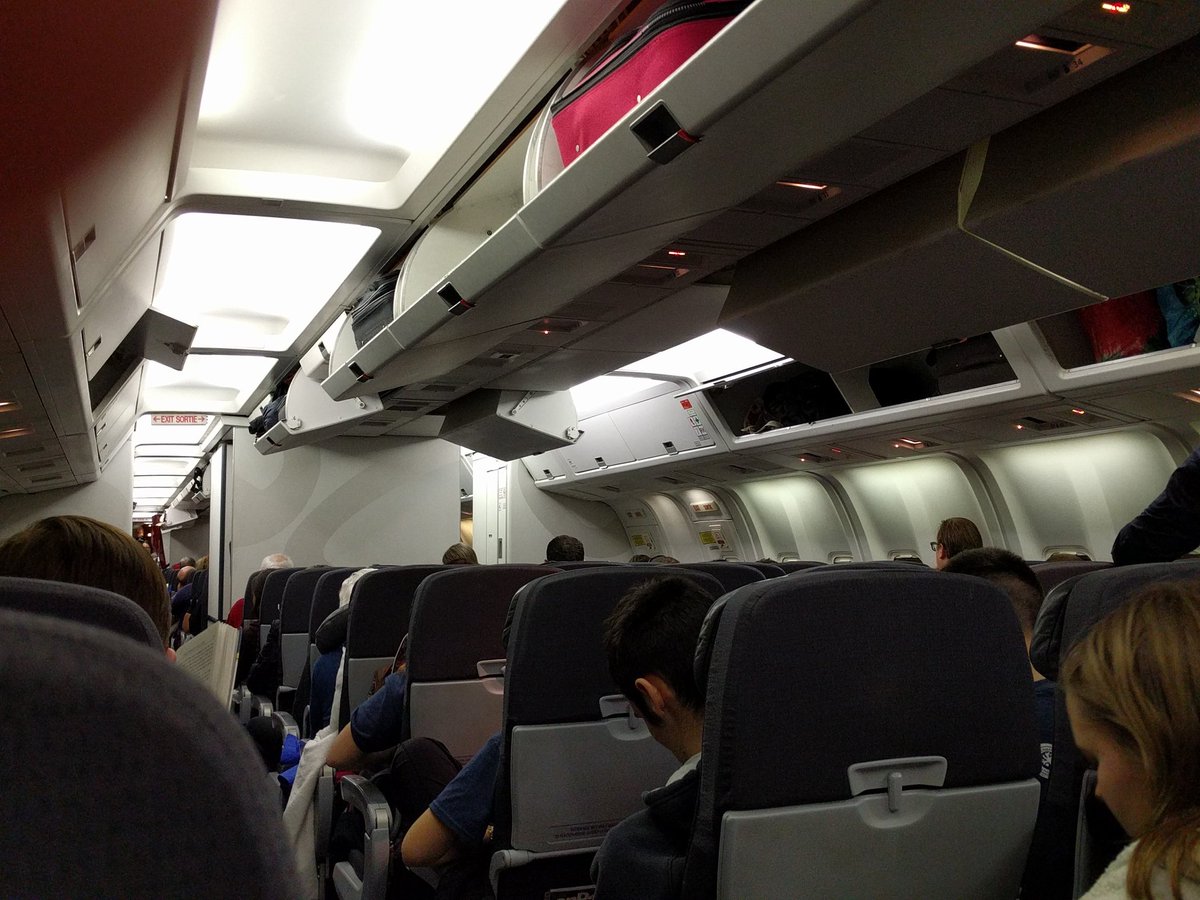 AthensAbroad's tweet image. IRISH🇨🇮🍀 you were coming with us! Off to Dublin #AthensAbroad #SpringBreak16