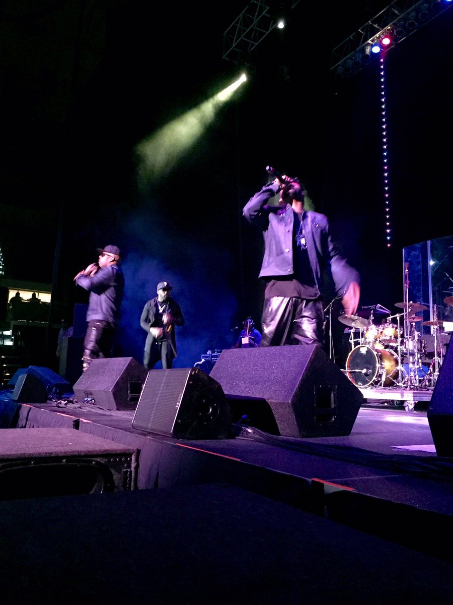 yuenglingcenter's tweet photo. Jagged Edge! #SpringJamAtTheDome https://t.co/hXNhIS6uZH