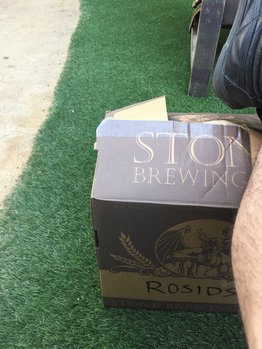 AlleyBrewing's tweet photo. @StoneBrewingCo I'll have one of everything... https://t.co/yyDfs2eic7