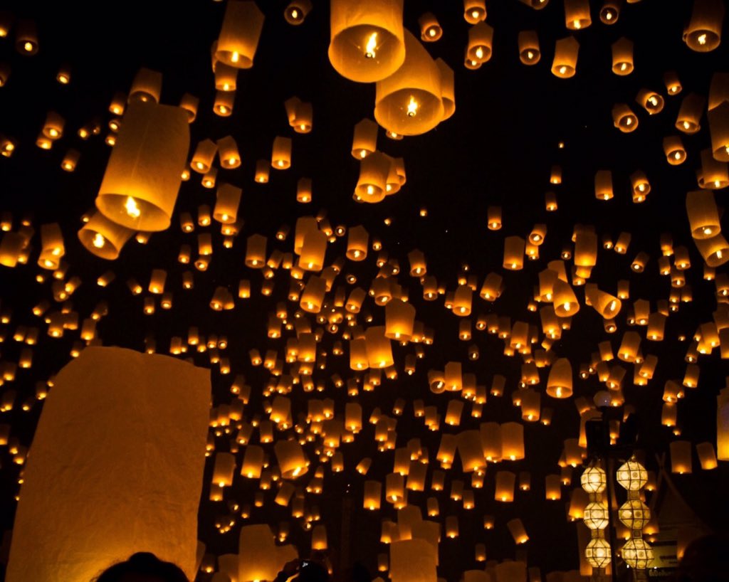 Aesthetic lantern outlet