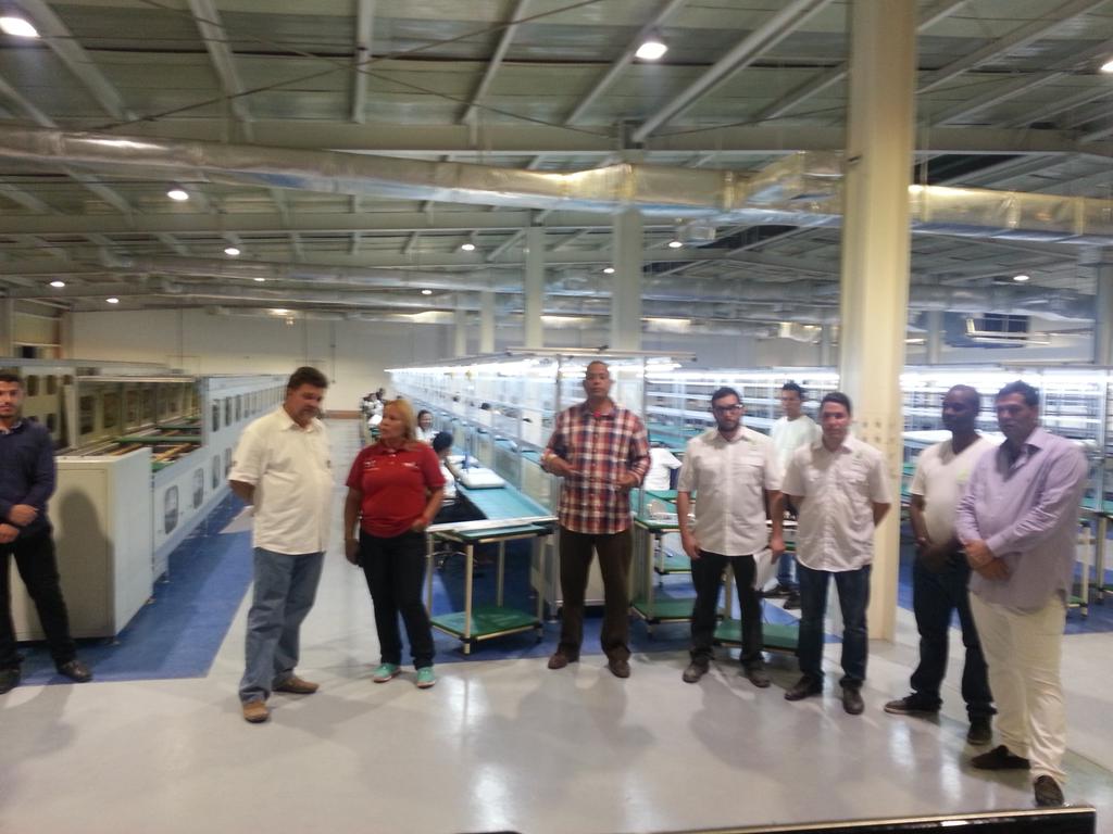 zulmyorozco's tweet photo. desde la empresa #Baifa impulsando el MotorExportación Pdte.@NicolasMaduro https://t.co/d96f6DZtPH