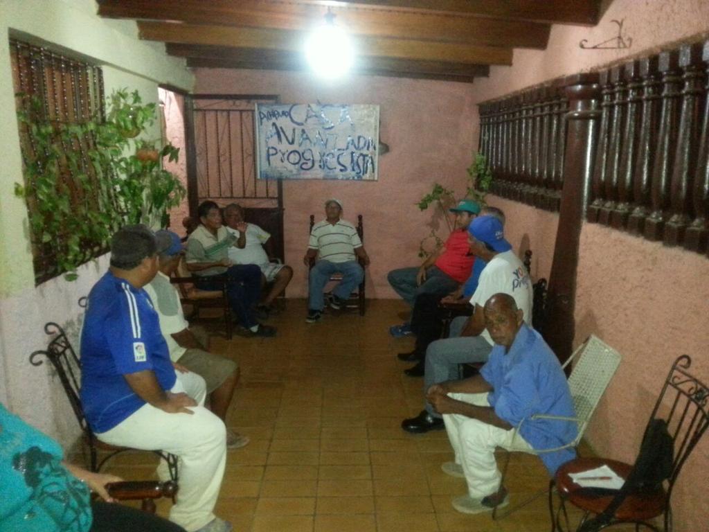 johanyanez85's tweet photo. Hoy conformamos UBP en Achipano, organizamos para avanzar #unidad #cambio #salvemosaNuevaEsparta #casaprogresista https://t.co/SE25dgrPBh