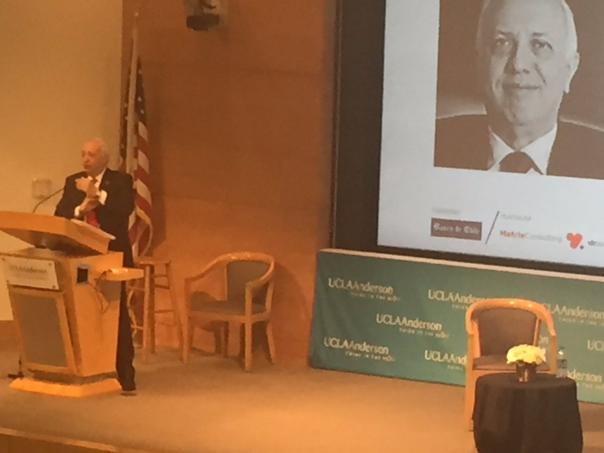 Nuestro último speaker en #mbachile2016 🇨🇱 Álvaro Saieh: El rol del empresario para el desarrollo de Chile