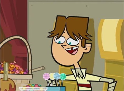 Cody_TDT's tweet photo. Thanks @ArchVillianTD for giving me all this candy 😋🍬 https://t.co/rnZQiEDZbG