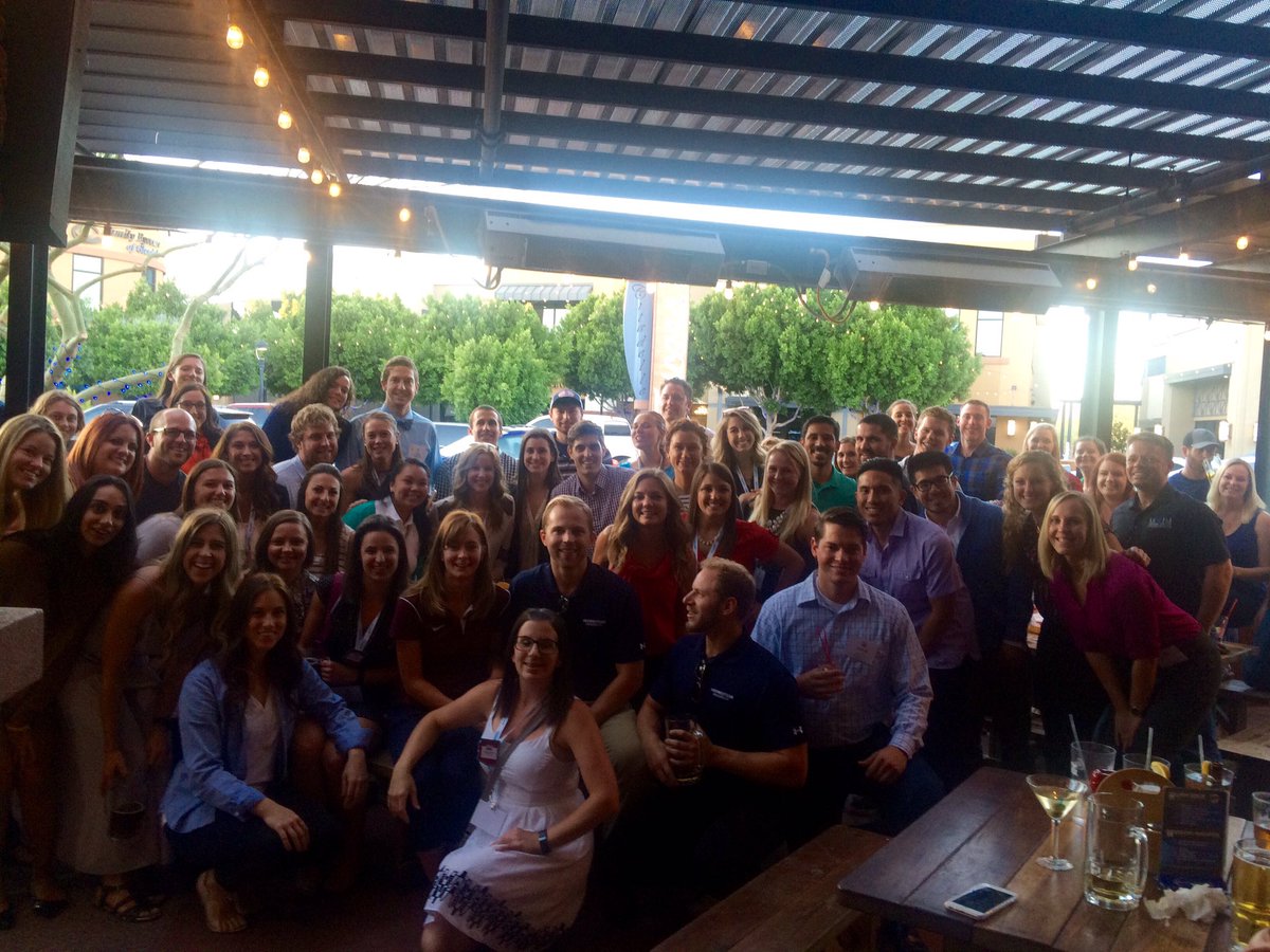 AZStudentSIG's tweet photo. A great day at #AZSC2016 & now another @PTPubNight Phoenix! https://t.co/H0WdLNxxvY