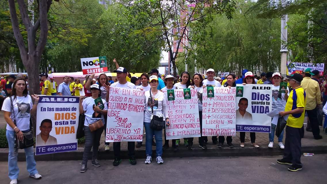 Angiegomez_r's tweet photo. No más secuestros #tesperamosalejo #Horaderegresar #tequeremos https://t.co/okGQK0VqA4