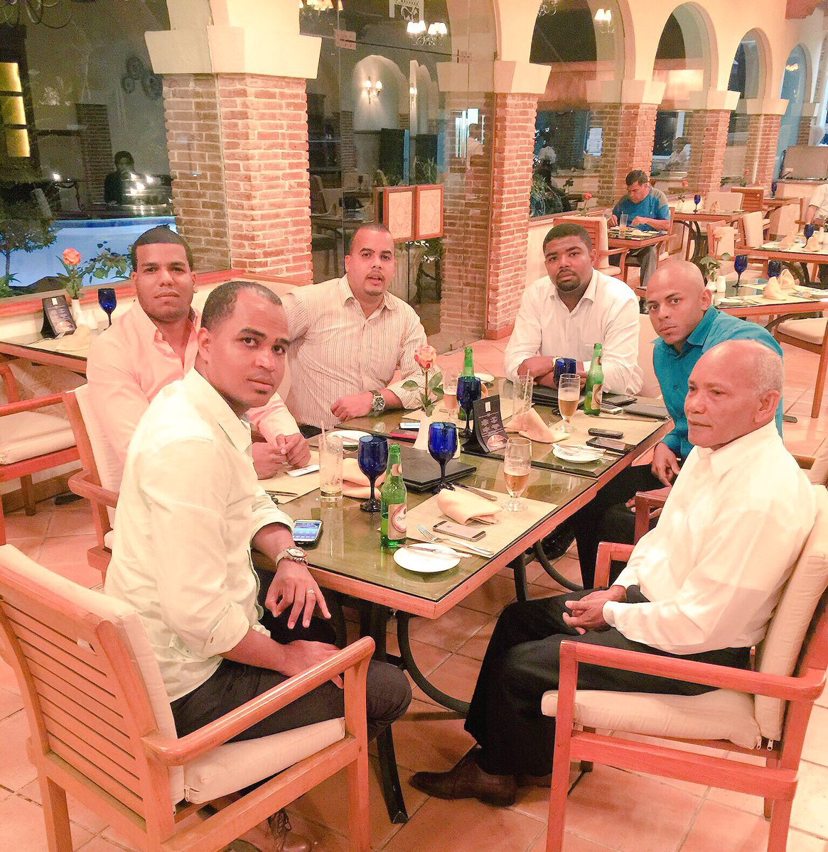 DaniloSinFallo's tweet photo. Conversando con el Diputado de San Juan Roberto Pérez Lebron, #SinFalloConLebron #SinFalloConDanilo #Lebron4+ https://t.co/3Xonen7IIN