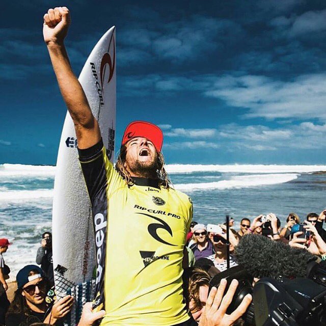 kaladacaptain's tweet photo. World number one surfer @mattwilko8 ! #DHDteam @dhdsurf https://t.co/tyLUVmZ3eY