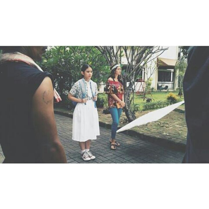 TissaVLoversBGR's tweet photo. Besok @candrakirana_ts tayang di @SCTV_ SETIAP HARI pkl:17.00-18.00 WIB! Jangan lupa nnton yaa😊😉 Cc:@Starvisionplus https://t.co/efNHbcqwGn