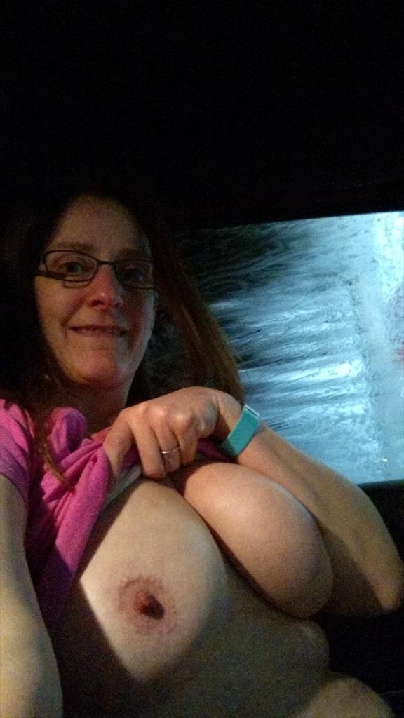 MissySC3's tweet photo. Last one for the day. Got my Jeep washed and was thinking of you. Good night sleep tight. Kisses #tittflash #milf https://t.co/ZP0Sfa1vwn
