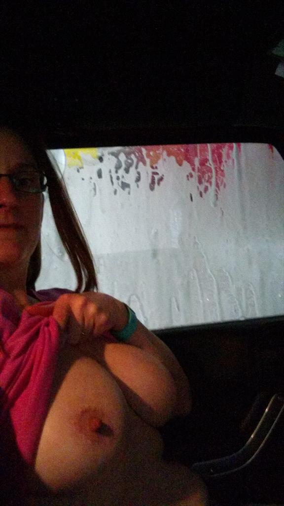 MissySC3's tweet photo. Last one for the day. Got my Jeep washed and was thinking of you. Good night sleep tight. Kisses #tittflash #milf https://t.co/ZP0Sfa1vwn