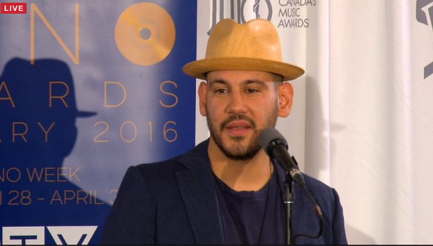 TheJUNOAwards's tweet photo. World Music Album OTY winner @BOOGAT_oficial hits the Media Room Live Stream Cam: https://t.co/XhMYOqQEwZ #JUNOS https://t.co/z6Tkr9ajkF