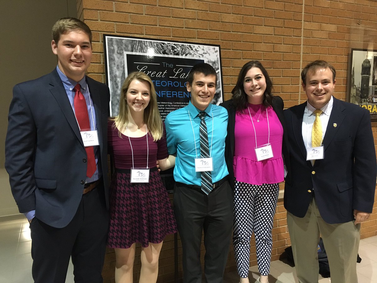 purpura_wx's tweet image. My first Meteorology Conference #GLMC2016