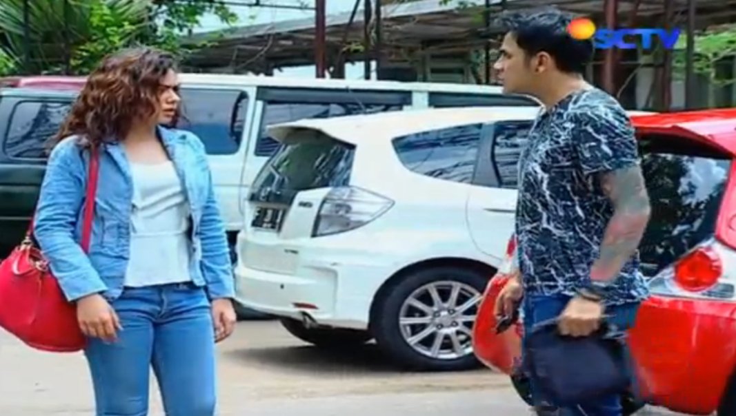 SCTV's tweet photo. Yuk nonton #FTVSCTV bersama @sahilata dan @vickykciv sekarang!

Klik: https://t.co/e80euavrRt https://t.co/hOTj3ww5au