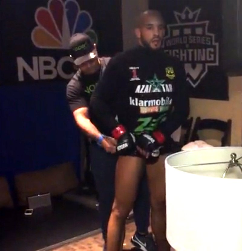 fight_update's tweet photo. Ready 2 Fight #Abu_Azaitar vs Danny Davis Jr!
#WSOF30 #mma #ufc #fightupdate https://t.co/DZ08scaZpd