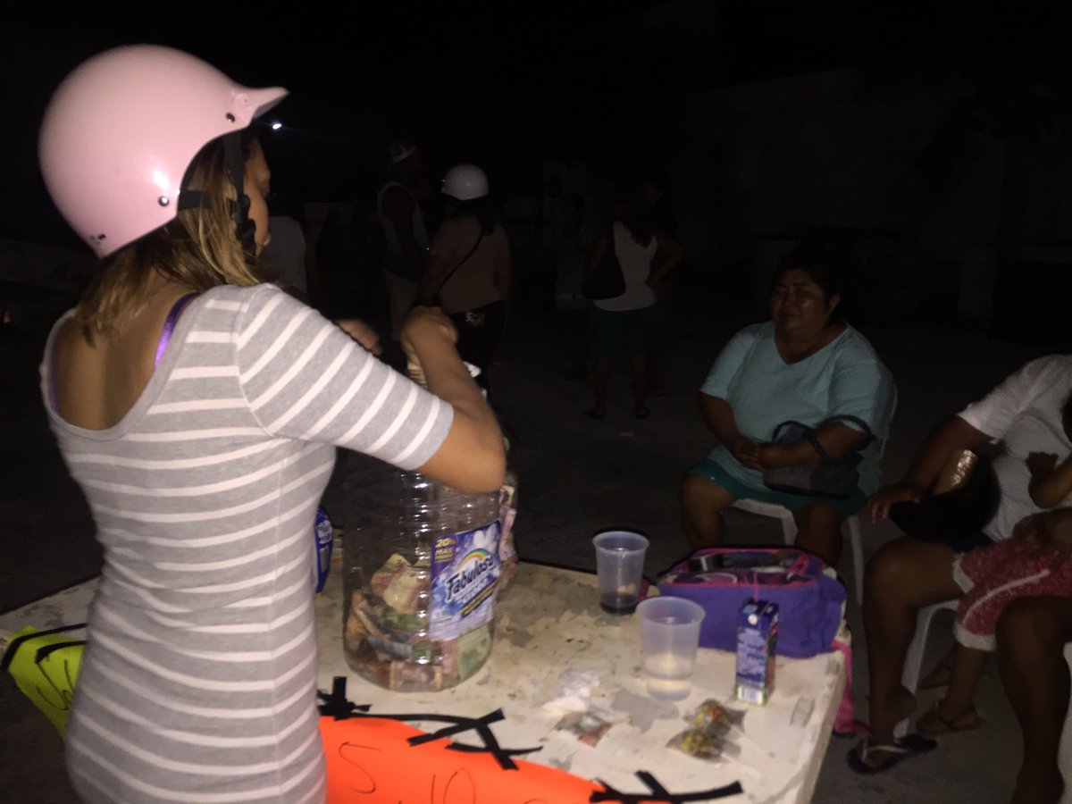 tvislamujeres's tweet photo. Isleños recaudan fondos para contribuir en la renta de avionetas en apoyo a la búsqueda de pescadores https://t.co/Pff4nOynpS
