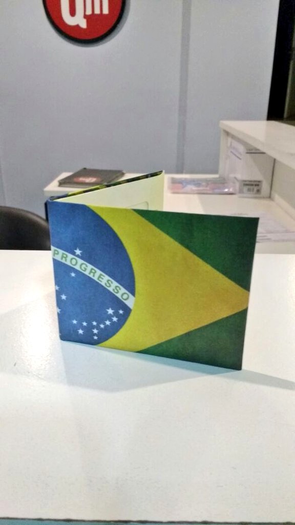 NocheEnLaCielo's tweet image. Hoy sorteamos una #EcoWallets! #MeAcuerdoPatente.. contanos! @MarcoCiappina