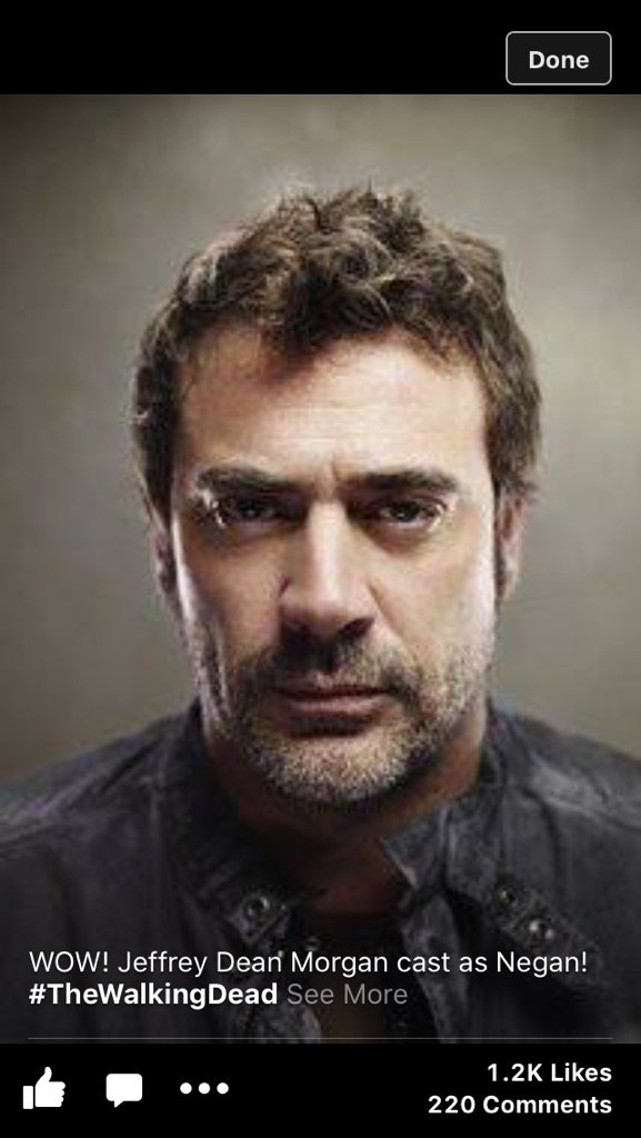 tamarasayswhat's tweet photo. @Chellgirl71 it's going to be a tense 90 mins. #walkingdeadprobs https://t.co/OHxEz5bLpw
