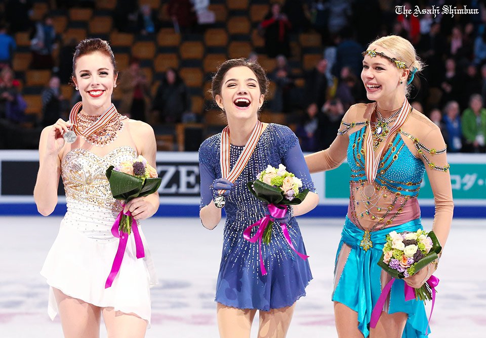 朝日新聞 映像報道部 T Co B5wjfdbdzo フィギュアスケート 世界選手権の表彰式で笑顔の優勝した メドベジェワ 選手 中央 左は2位の ワグナー 選手 3位の ポゴリラヤ 選手 日 Worlds16 T Co X8eme0vmwd 朝日新聞 映像報道部 T Co B5wjfdbdzo フィギュアスケート 世界選手権の表彰式で笑顔の優勝した メドベジェワ 選手 中央 左は2位の ワグナー 選手 3位の ポゴリラヤ 選手 日 Worlds16 T Co X8eme0vmwd