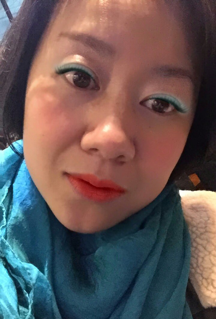 melodyjian's tweet photo. 淘宝的虚拟化妆很惊悚 https://t.co/HDIfEafdrl