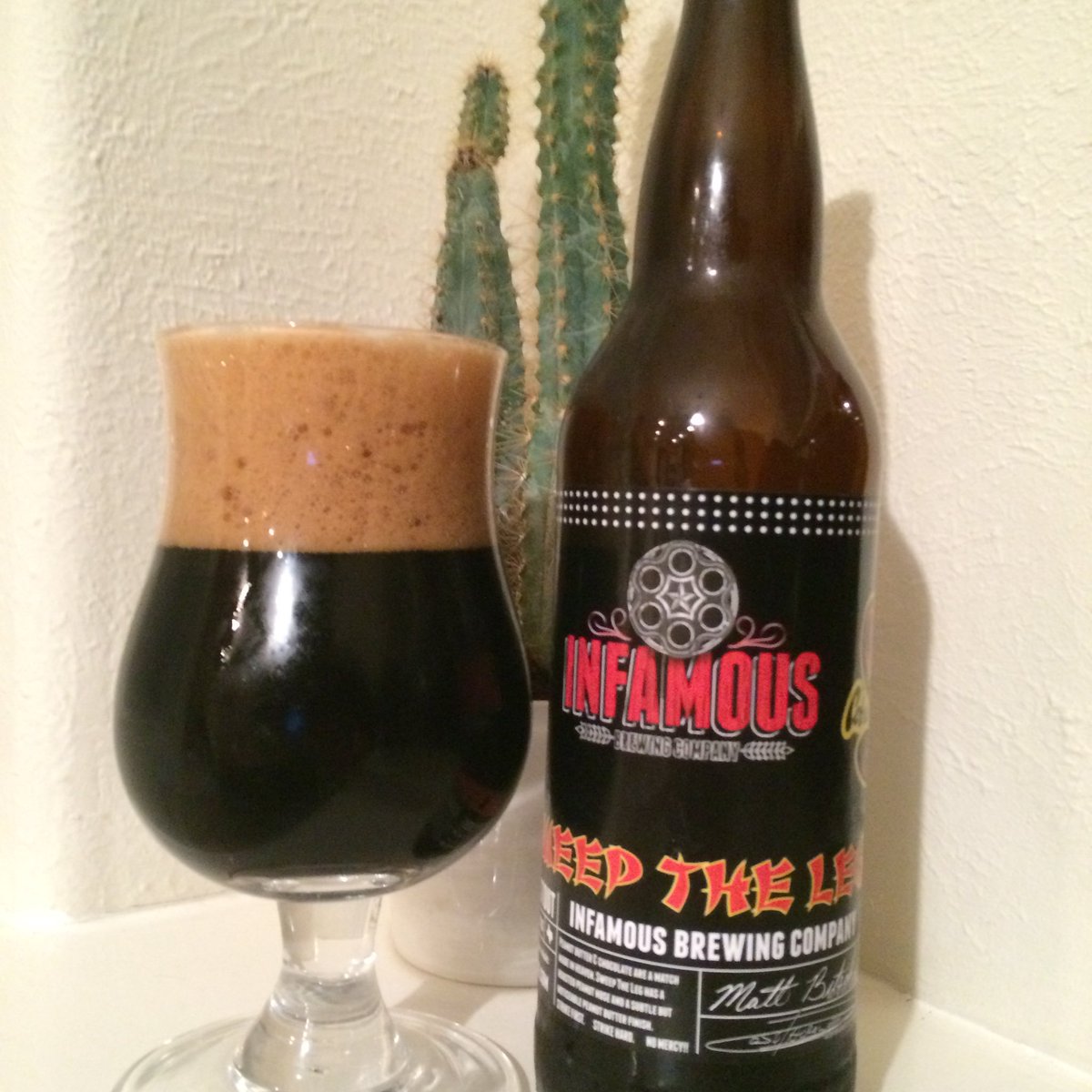 ephoustonbill's tweet photo. #InfamousBrewing #SweepTheLeg #PeanutButterStout #Stout #beer #TexasBeer #Austin #TX Fantastic stout from #Texas 🍻🍻 https://t.co/nVApzvxCIN