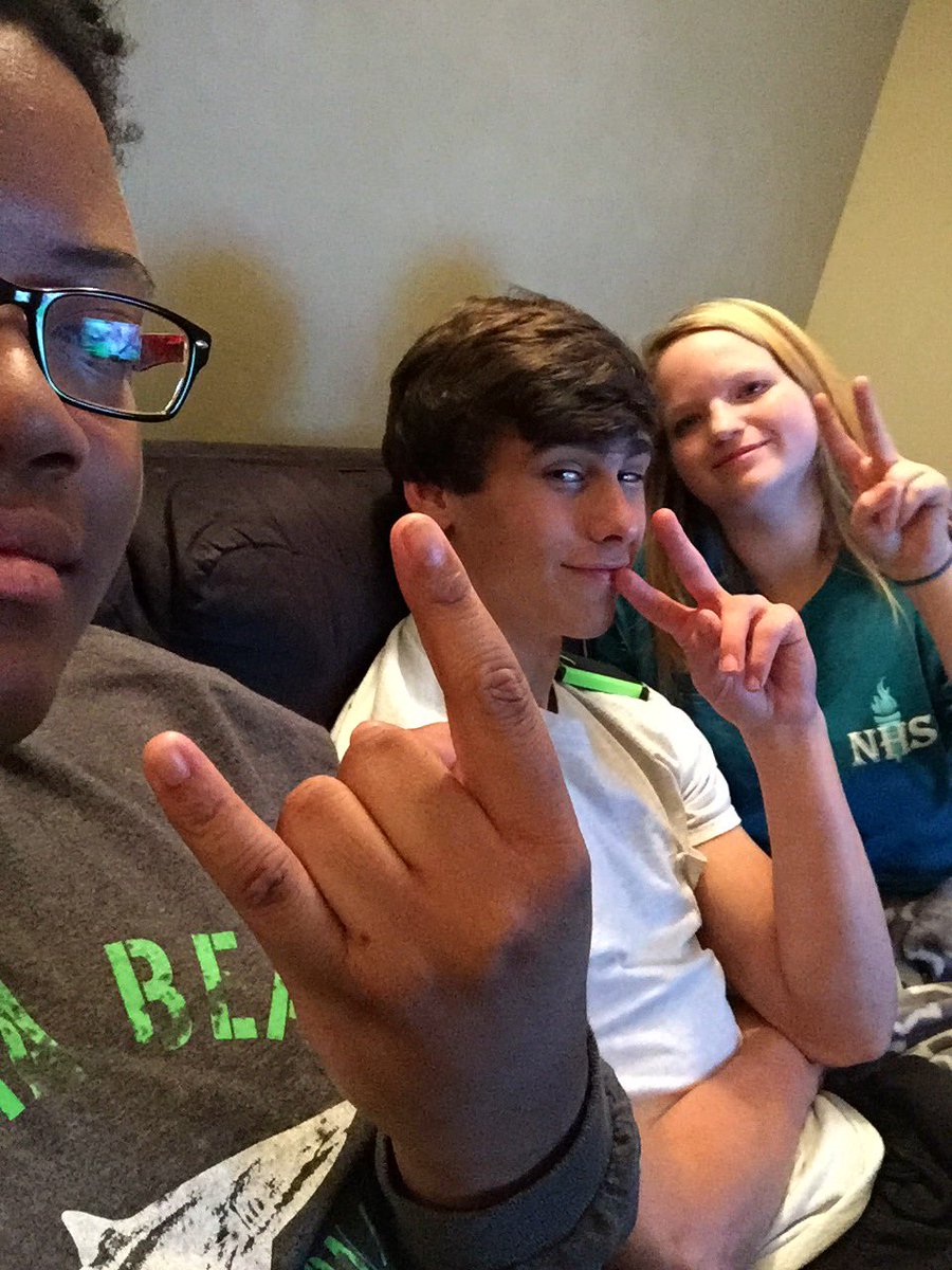 cvmdon__'s tweet photo. happy birthday to my homie #yahdude https://t.co/zmEyChmc5Y